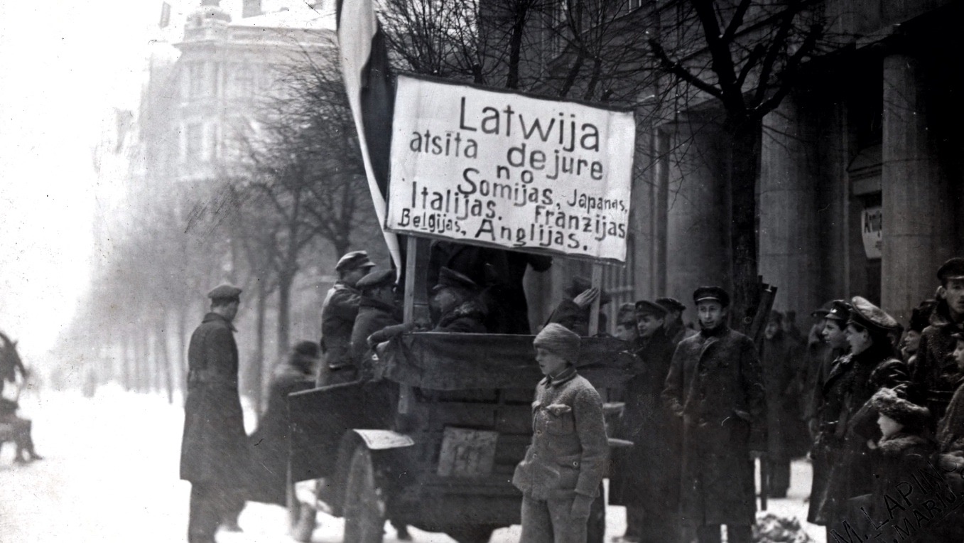 Празднование независимости Латвии