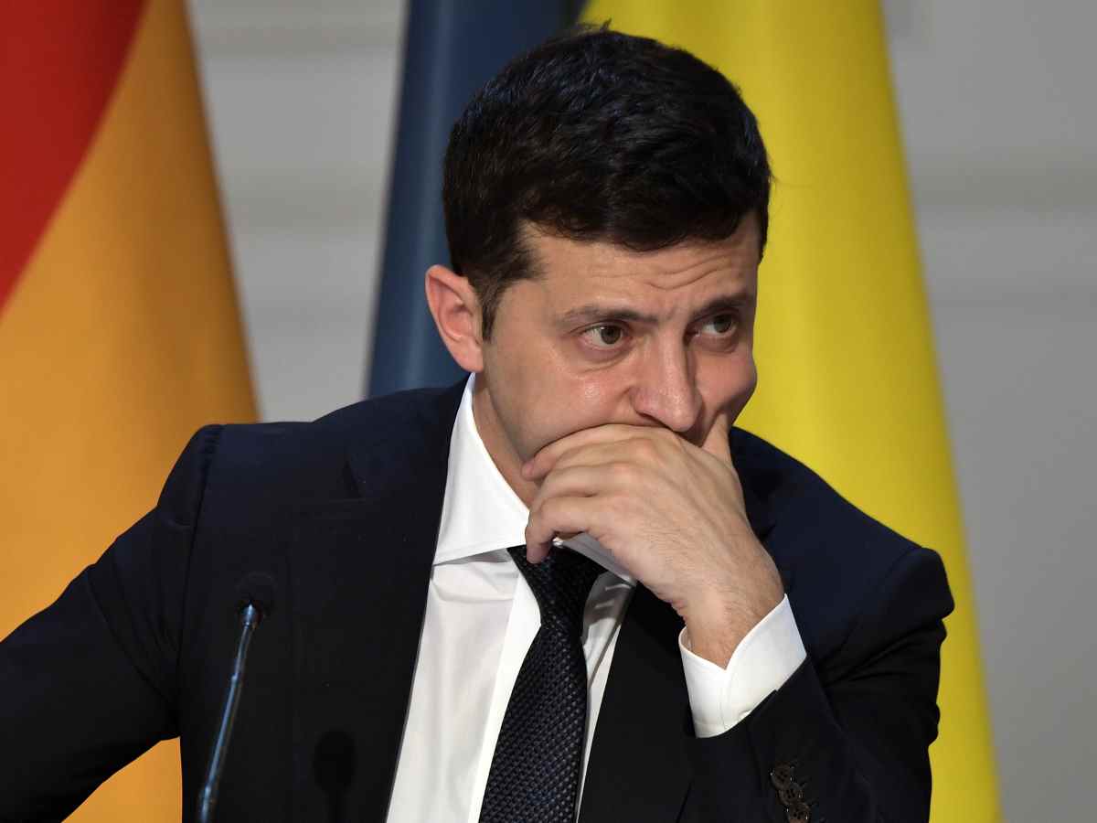 Поклон на Запад —  да, на Восток – нет?