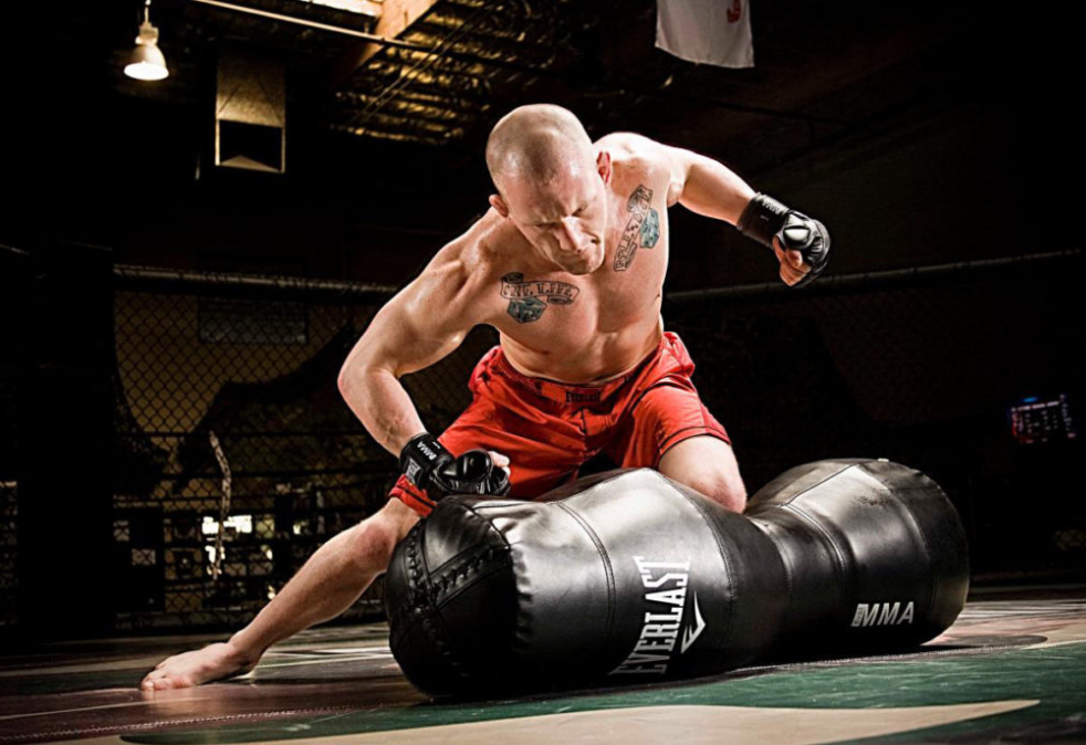 смешанные боевые искусства, бой, тренировка