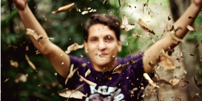 Франция отменяет комендантский час и ношение масок