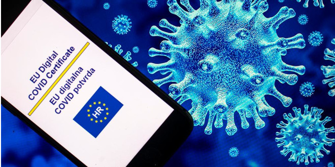 Европа и Россия договорились признать COVID-сертификаты