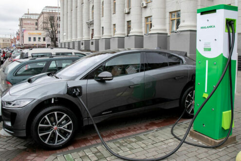 зарядка электромобиля, минск