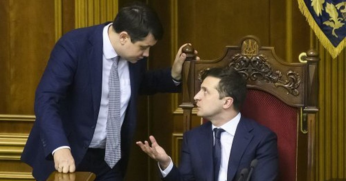 Закон политики — сильных убирают…