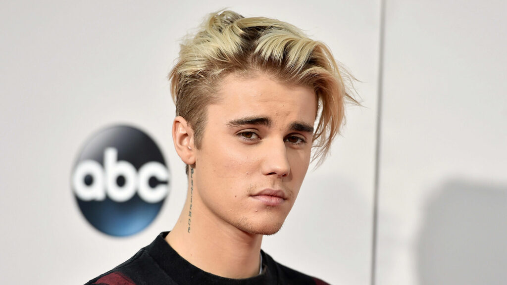 джастин бибер