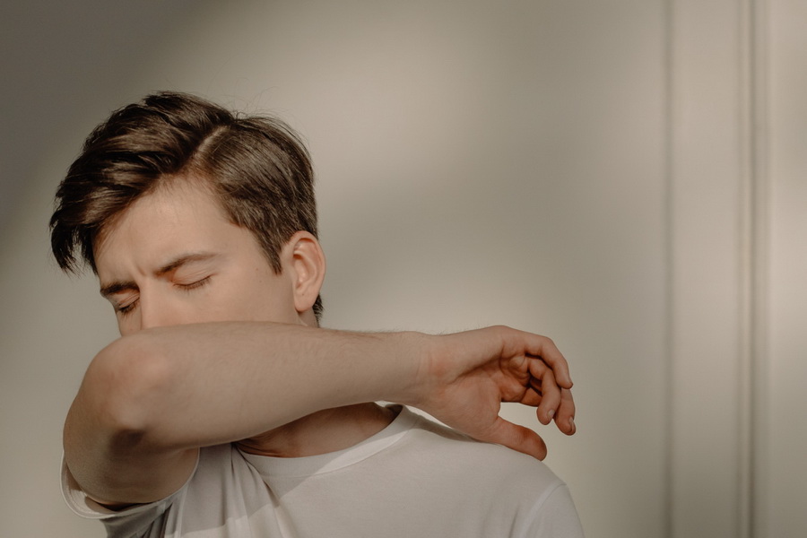 симптомы омикрона