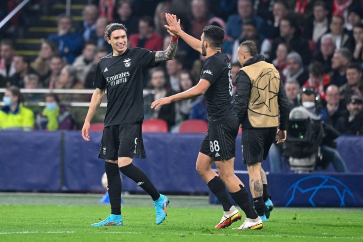 «Аякс» проиграл «Бенфике» в 1/8 финала Лиги чемпионов