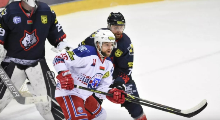 Хоккей Металлург - Юность