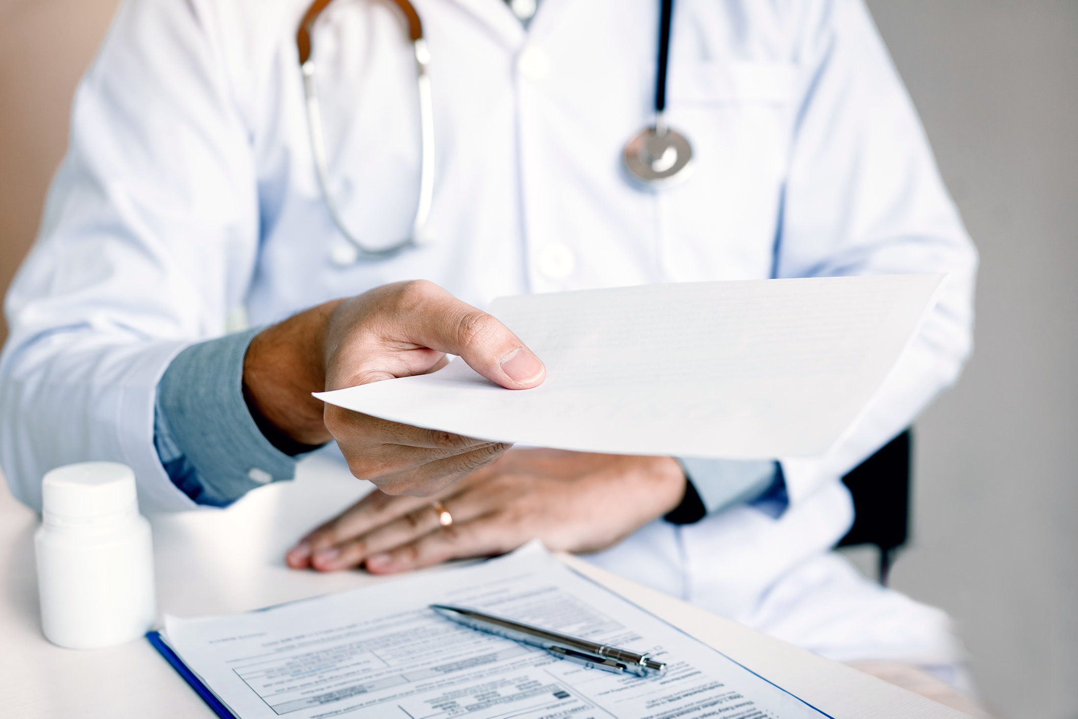 Больничные в октябре могут считаться по-другому — что может удивить