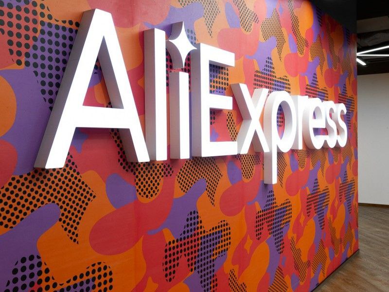 AliExpress игнорирует карты санкционных банков из России