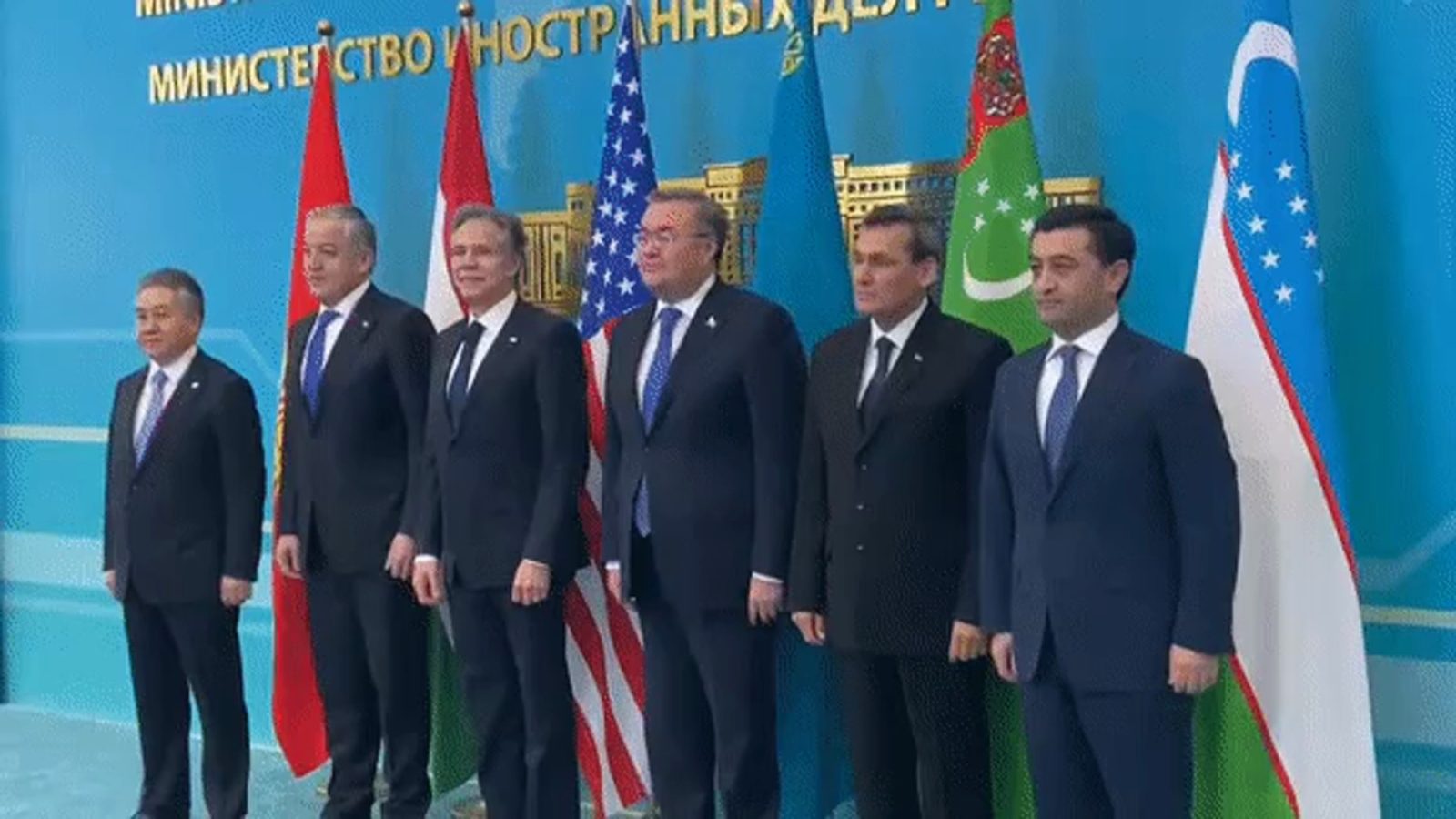 США решили поддержать страны  Центральной Азии