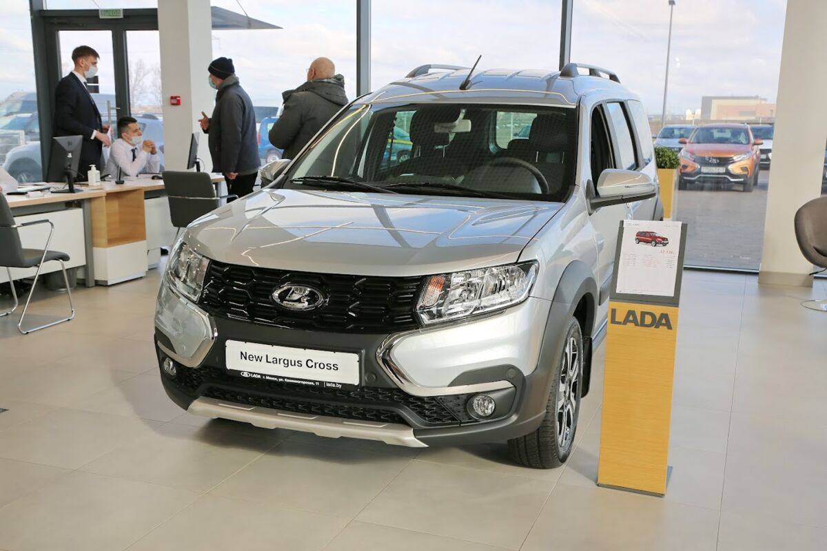 «АвтоВАЗ» возобновил производство Lada Largus на заводе в Тольятти