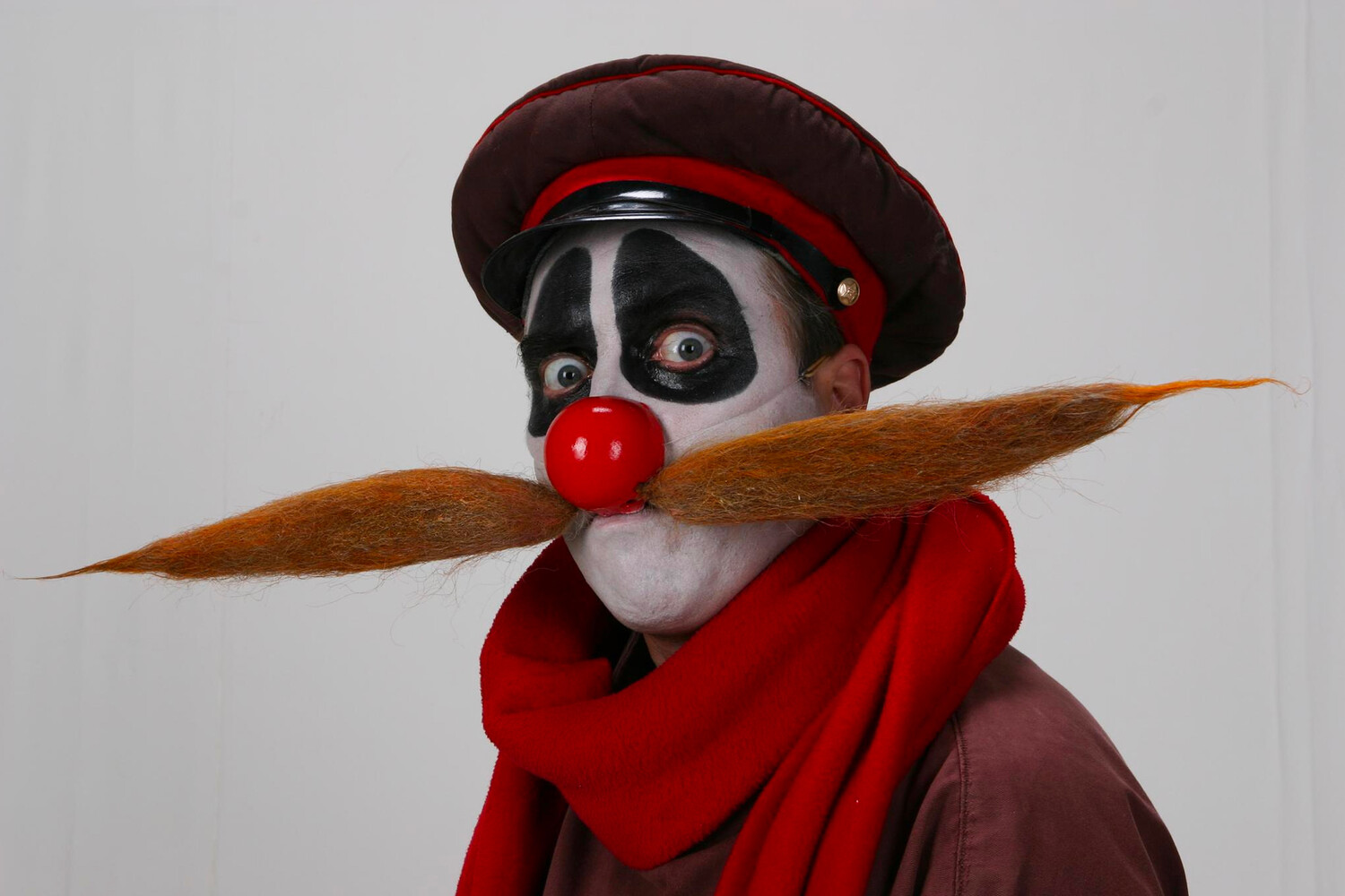 Умер тот самый мужик из Деревни дураков, актер Сергей Гладков