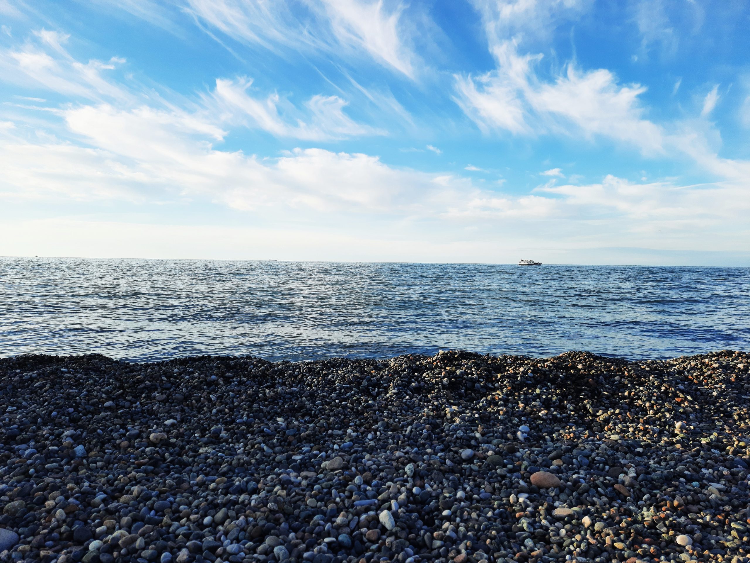 Белорусам предлагают дешевые авиабилеты в Грузию, Индию, ОАЭ