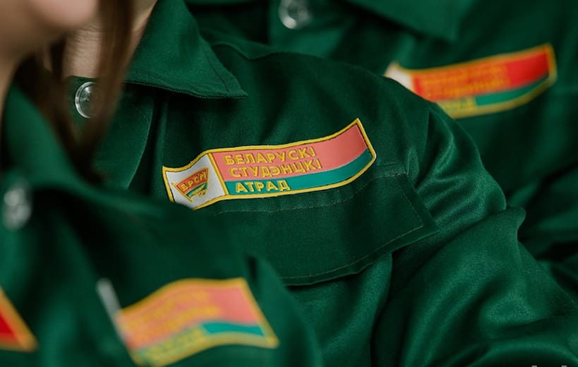 Как молодежи найти работу на каникулах – Минобразования запустило горячую линию