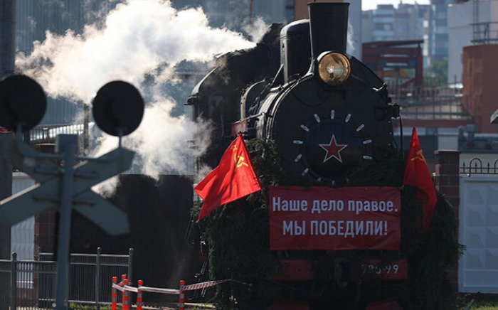 Символ памяти на рельсах: «Поезд Победы» прибыл в Могилев