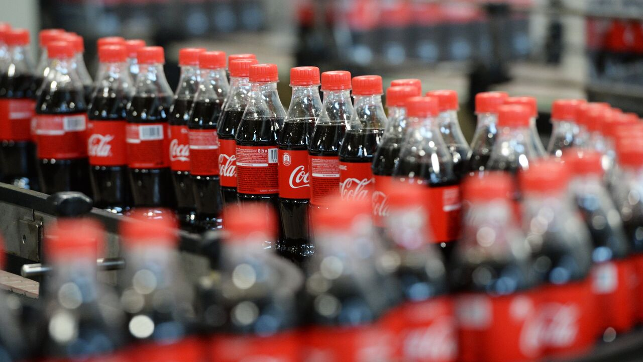 Ушедшая из России Coca-Cola снова регистрирует там товарные знаки