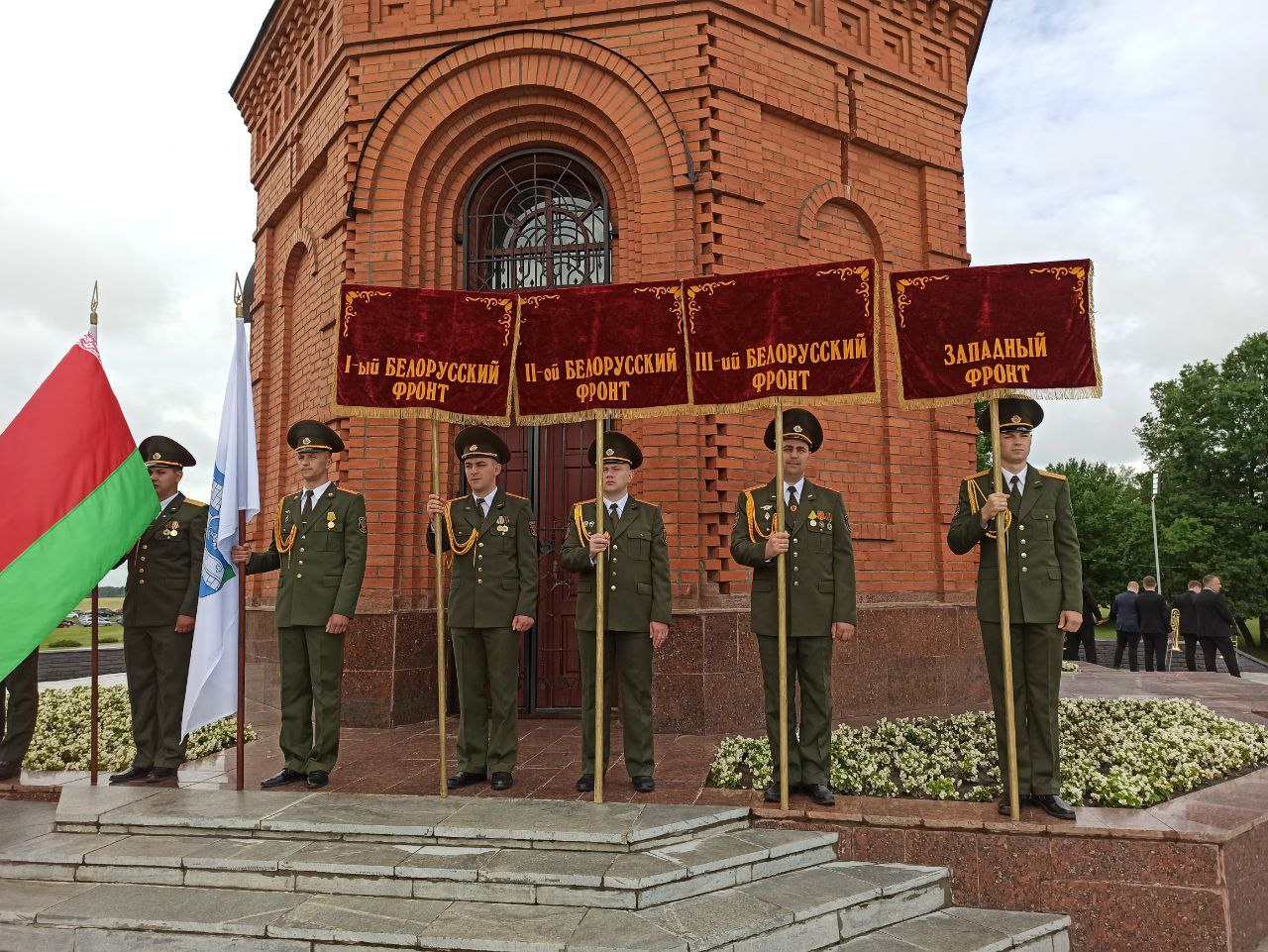 Фотофакт. Буйничское поле под Могилевом в День Независимости Беларуси 