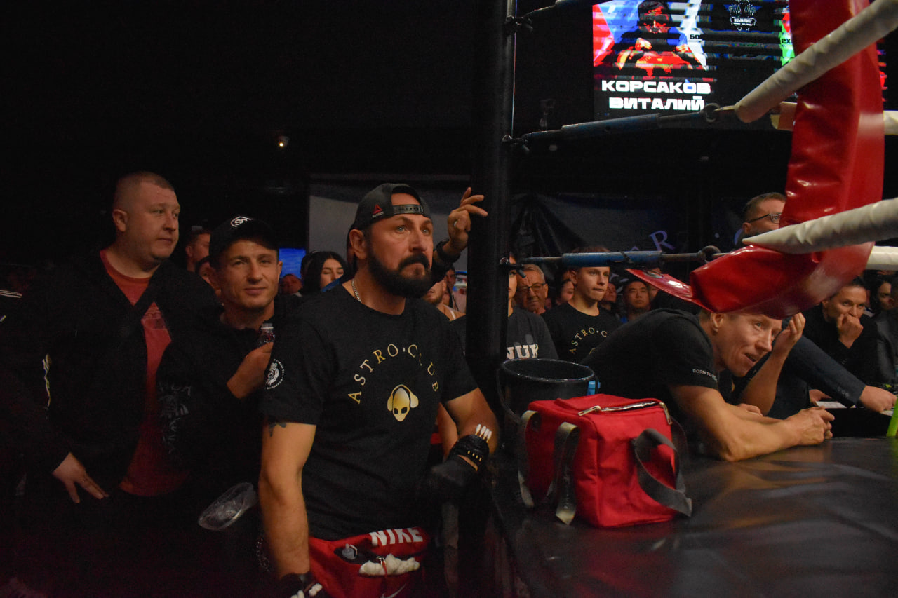 Спорт бои соревнования бокс таиландский бокс кикбоксинг ММА