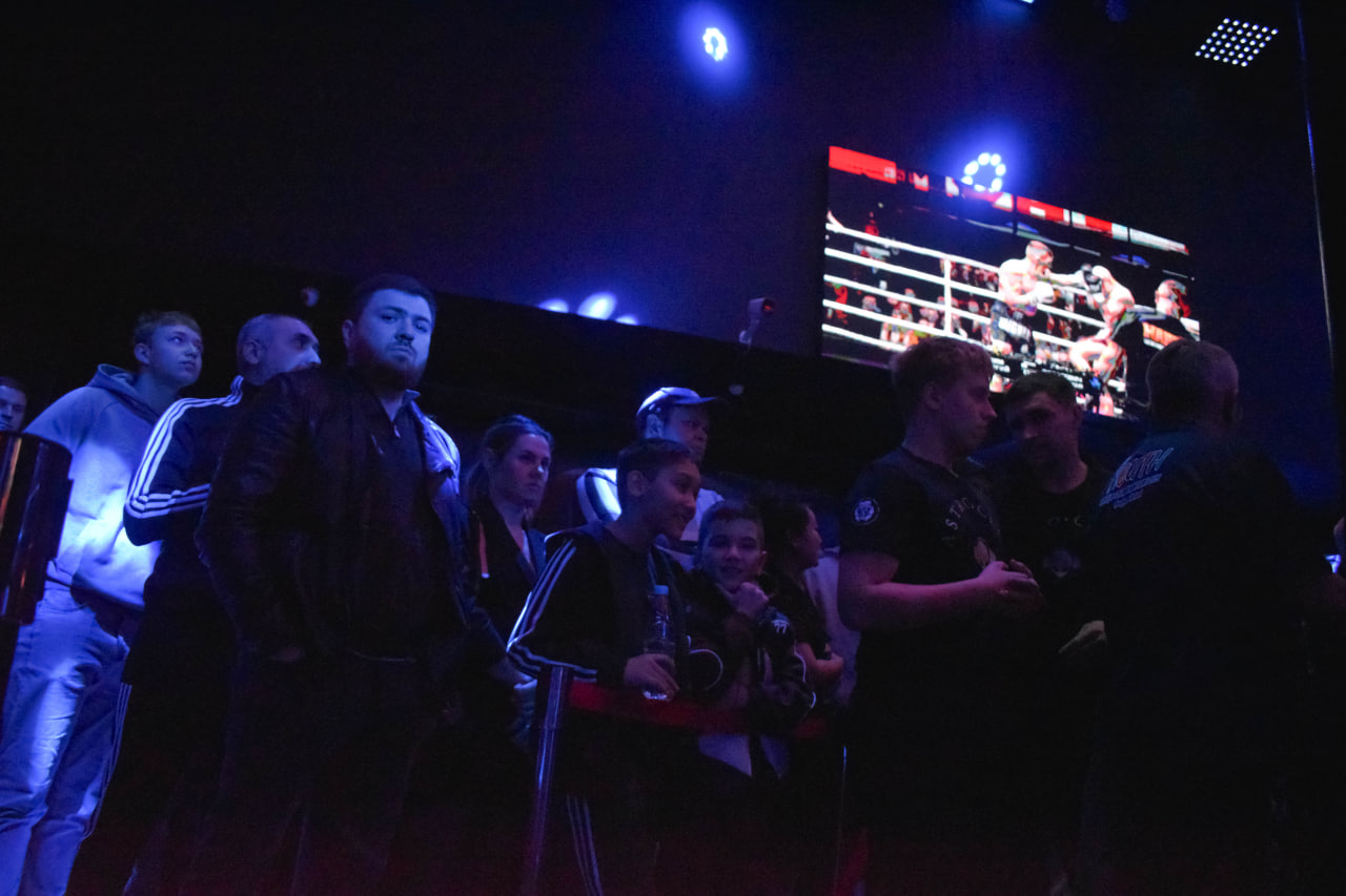 Спорт бои соревнования бокс таиландский бокс кикбоксинг ММА