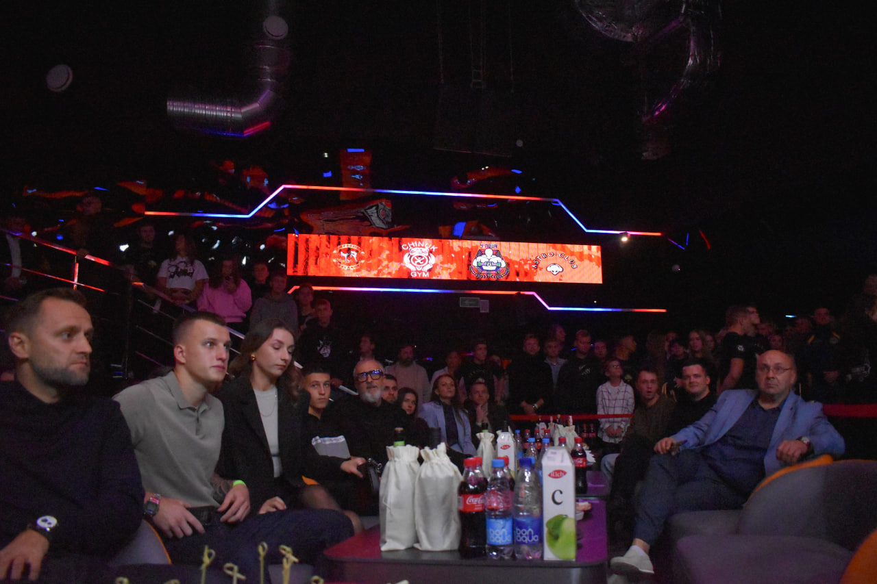 Спорт бои соревнования бокс таиландский бокс кикбоксинг ММА