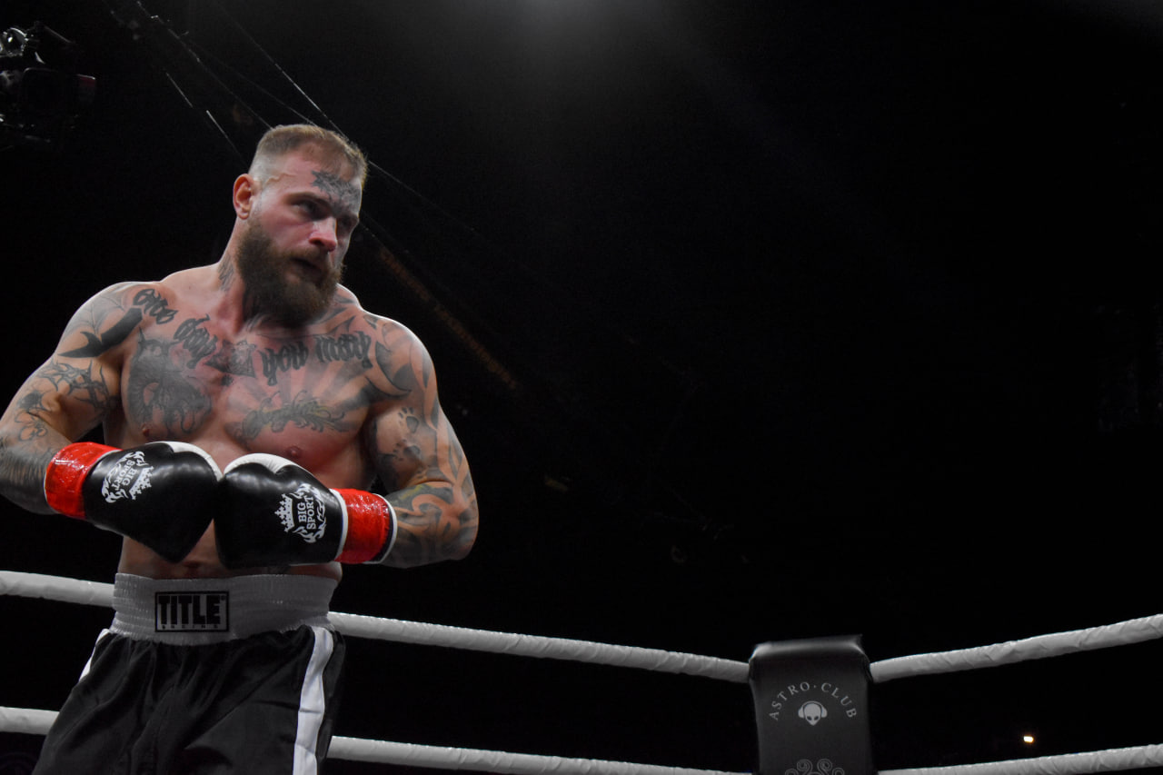 Спорт бои соревнования бокс таиландский бокс кикбоксинг ММА