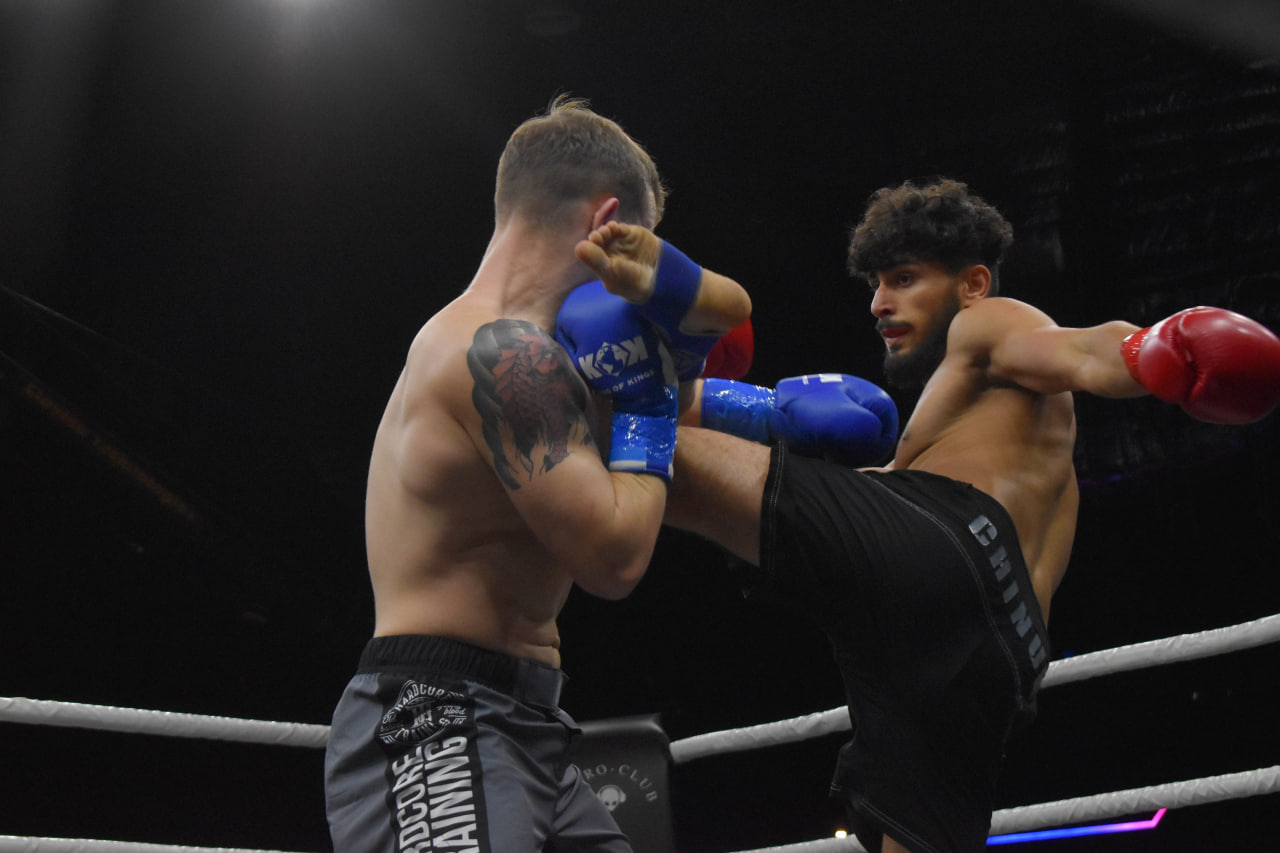 Спорт бои соревнования бокс таиландский бокс кикбоксинг ММА