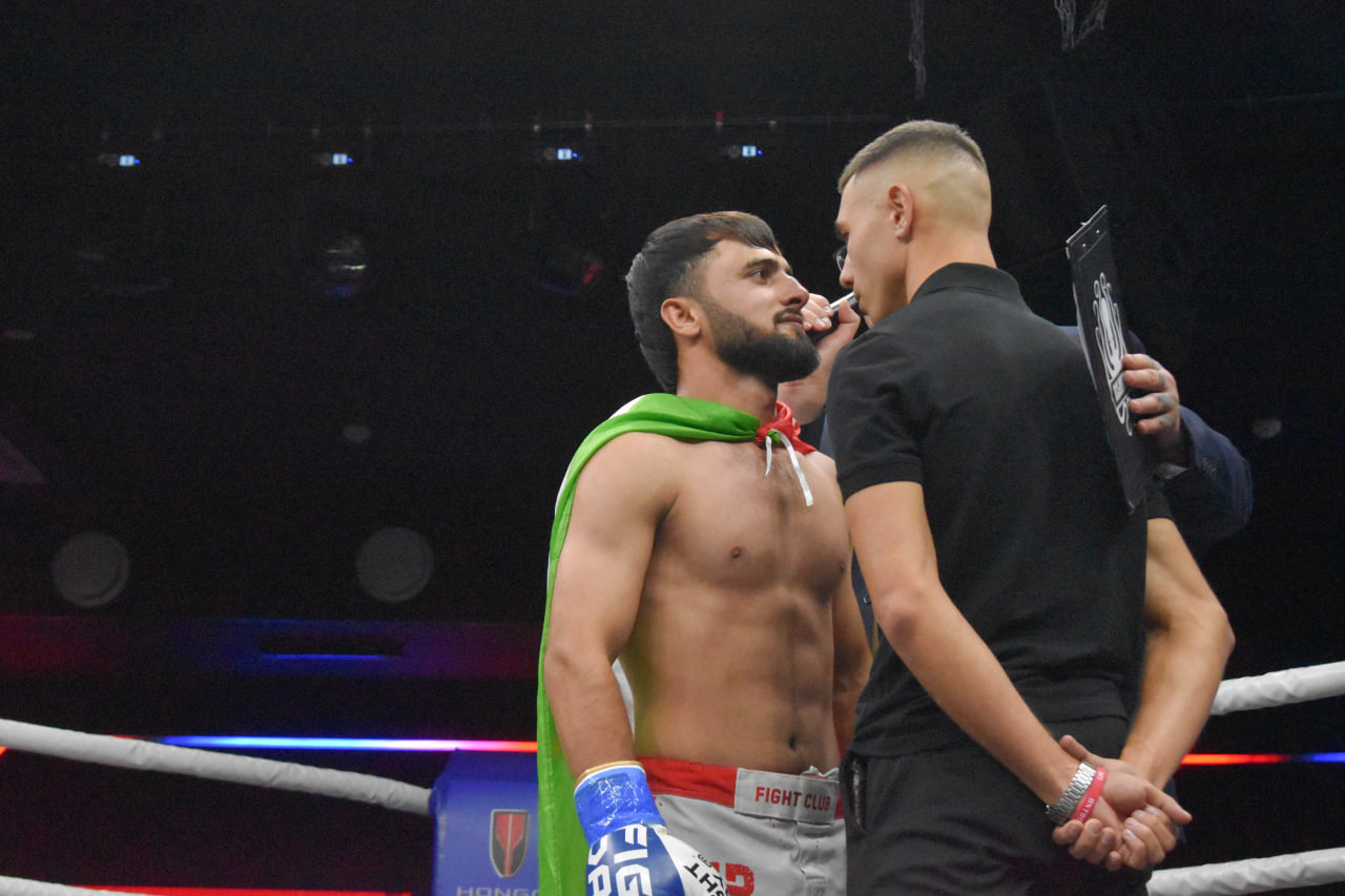 Спорт бои соревнования бокс таиландский бокс кикбоксинг ММА