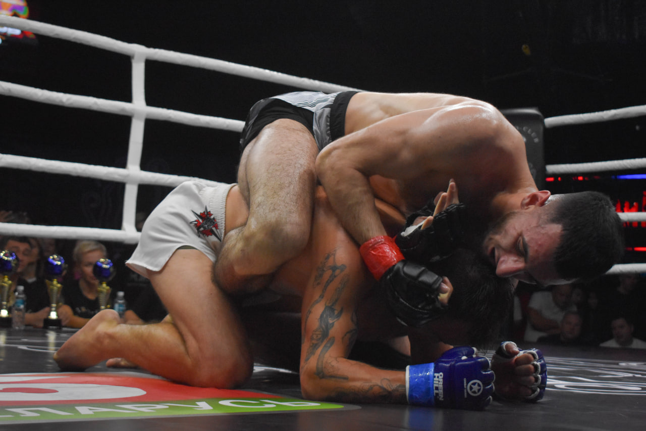 Спорт бои соревнования бокс таиландский бокс кикбоксинг ММА