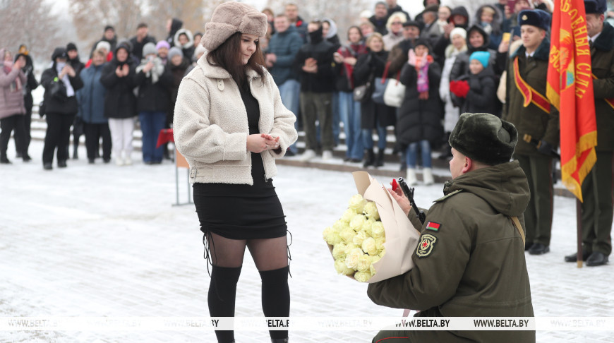 предложение руки