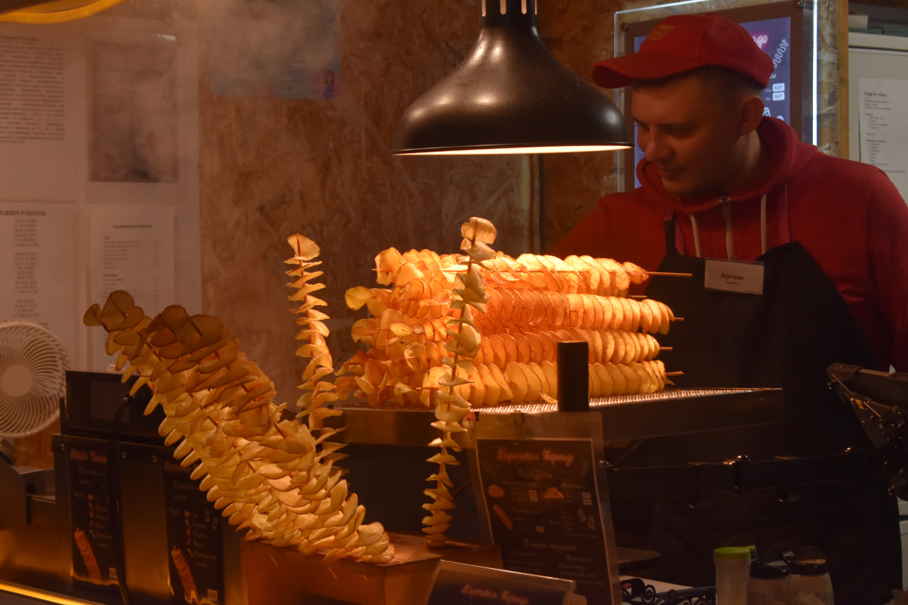 Новогоднее представление у Дворца спорта (12)