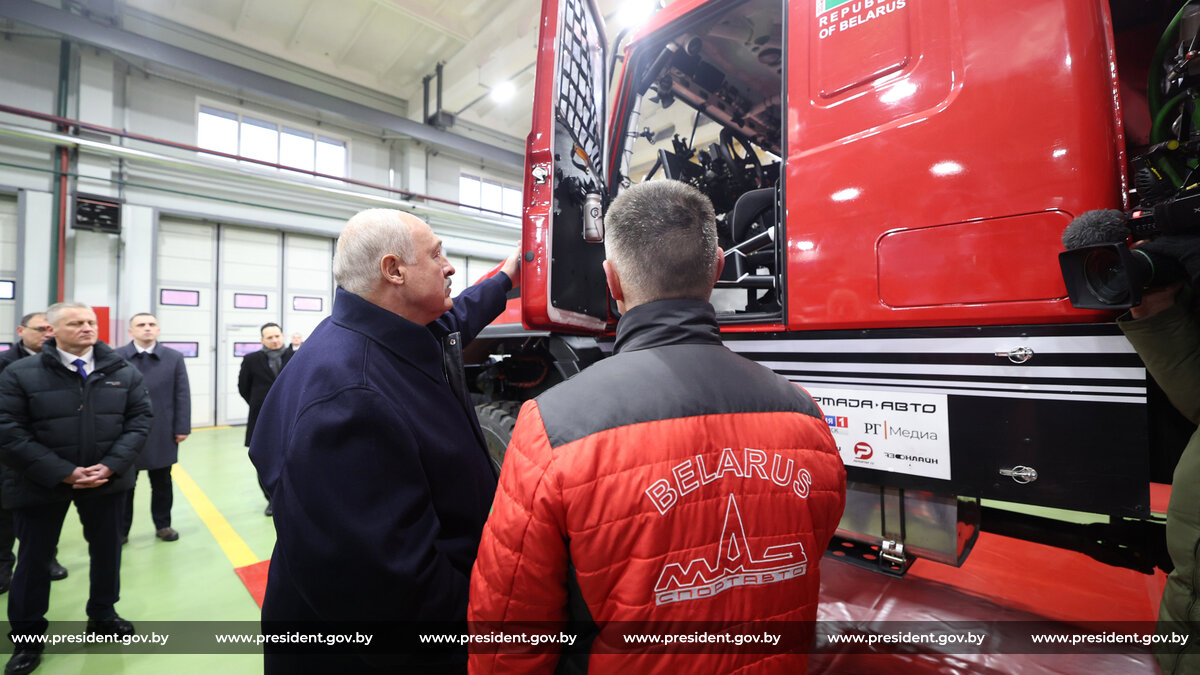 Лукашенко МАЗ