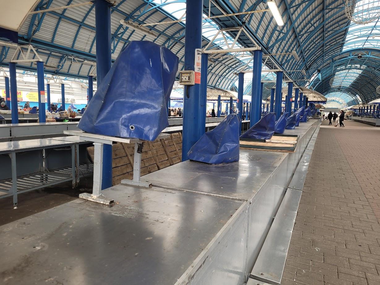 Комаровка переехала. Сезонный рынок пустует