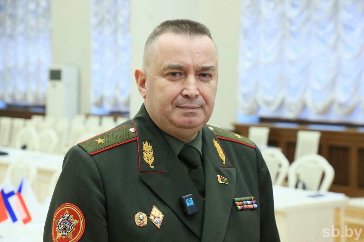 Беларусь предлагает Польше взаимные военные инспекции