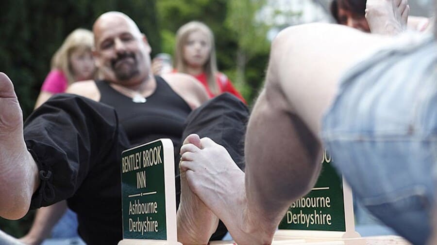 Борьба на пальцах ног