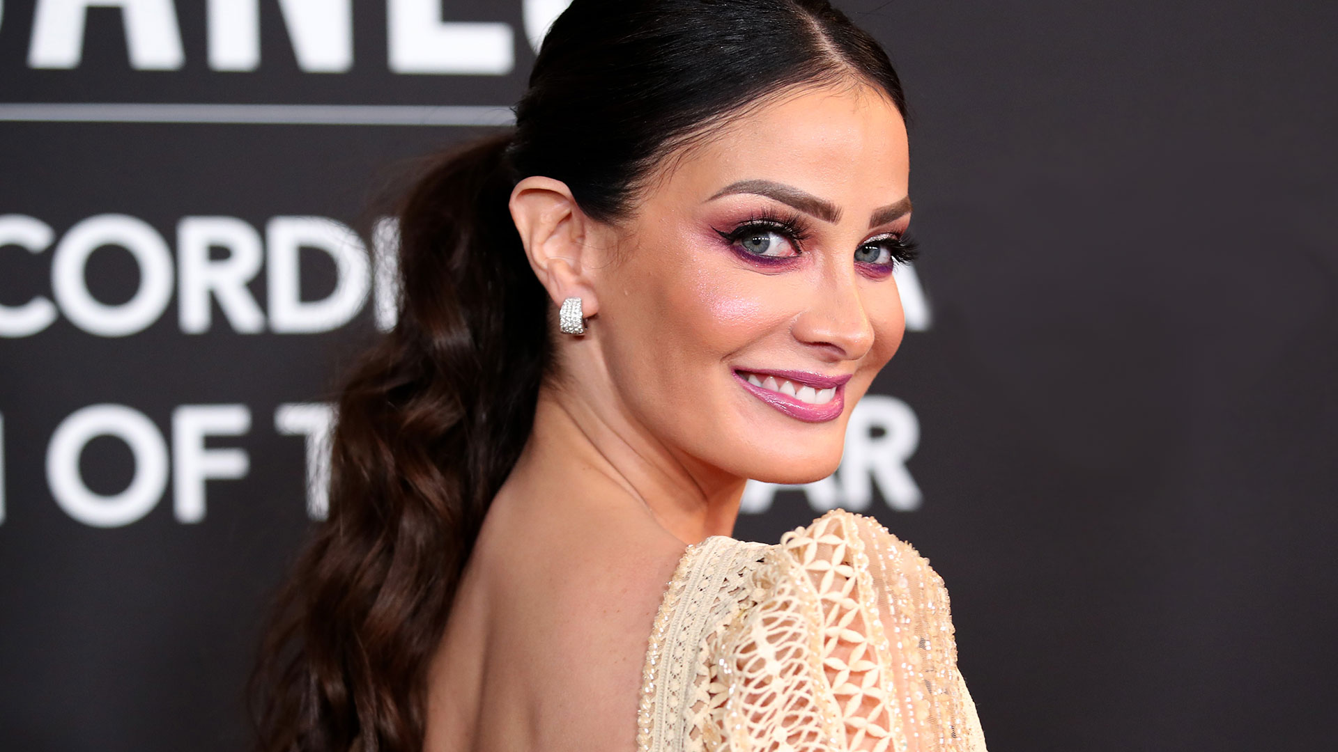 Даянара Торрес