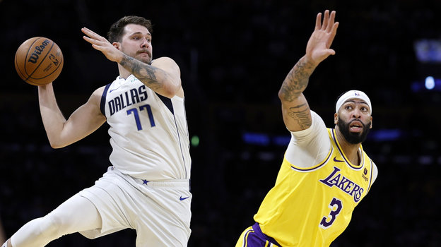 В НБА происходит громкий трехсторонний обмен с участием Лука Дончича и Энтони Дэвиса