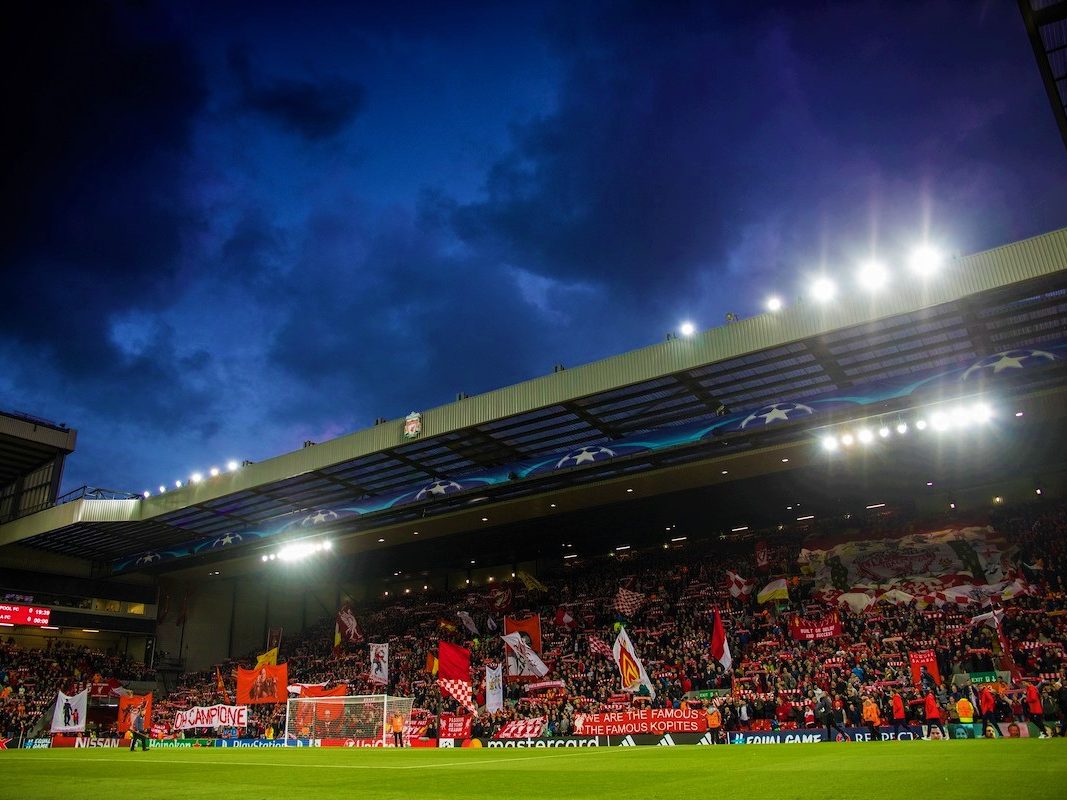 Энфилд, ночь