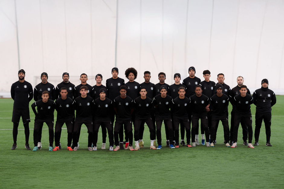 Сборная бразильских футбольных академий Blockchain Sports