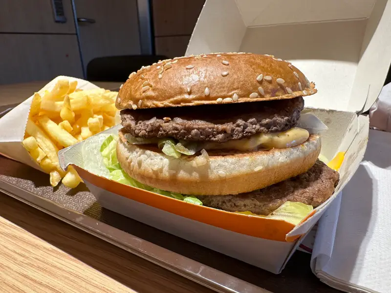 Швейцария — самый дорогой McDonald's в мире