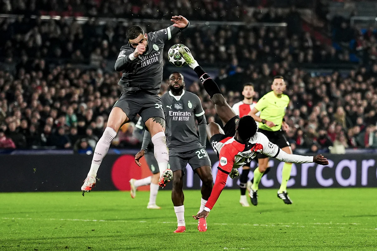 Милан - Фейеноорд