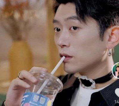 Чокер для кадыка