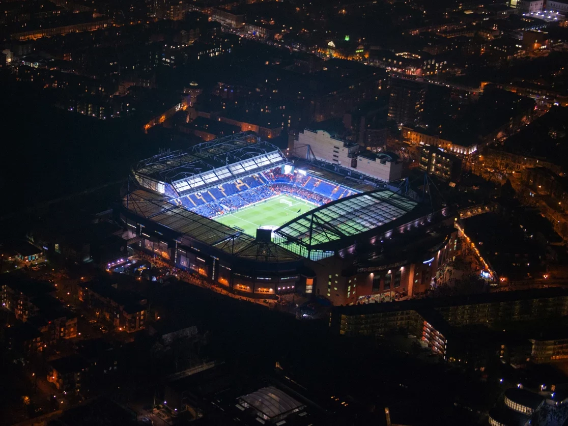 Стэмфорд Бридж, ночь