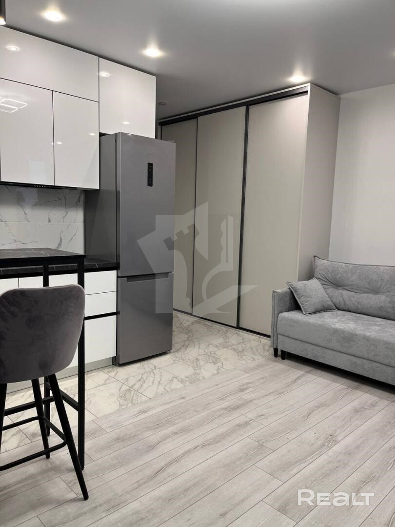 Квартира Братская, 11