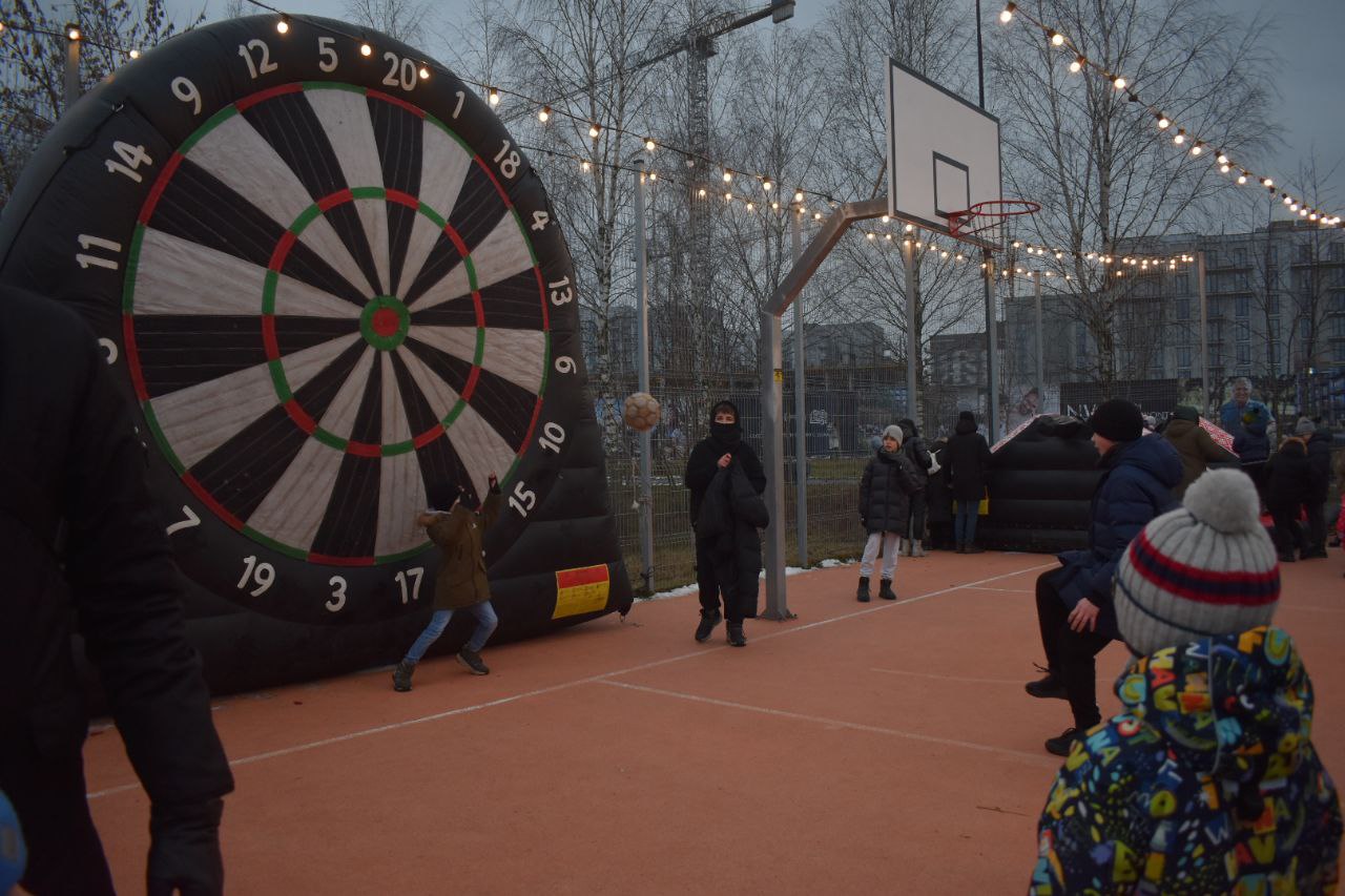 Масленица 2025 в Лэйксайд парке (17)