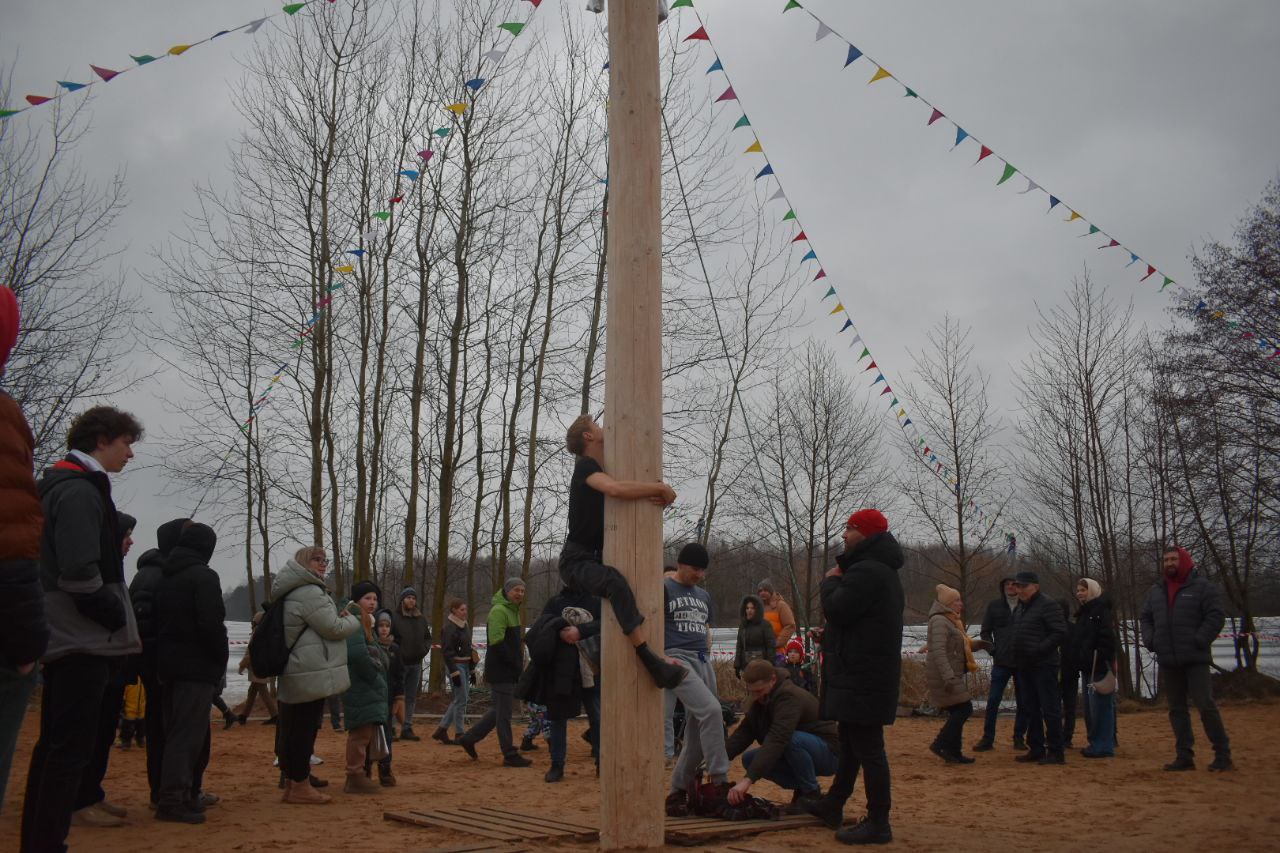 Масленица 2025 в Лэйксайд парке (46)