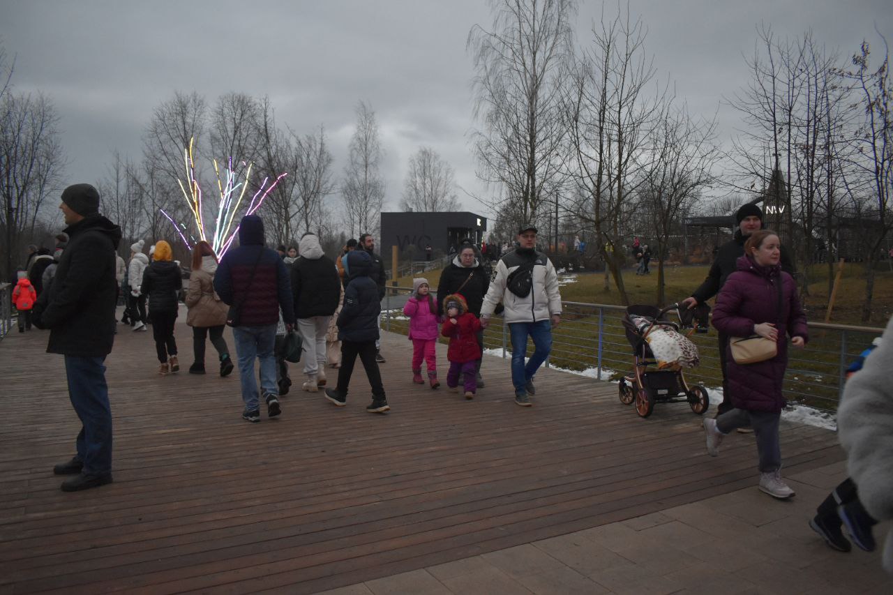 Масленица 2025 в Лэйксайд парке (7)
