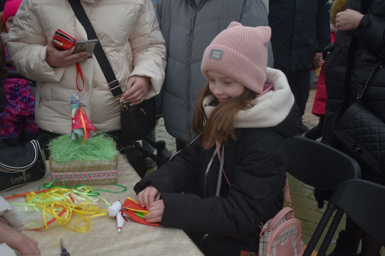 Масленица в Каменной Горке весело и с танцами (32)