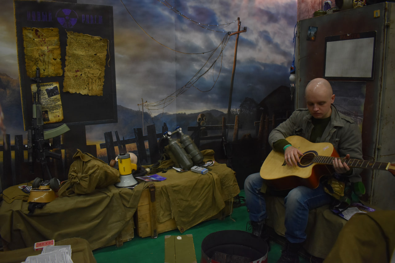 «Темные материи» выставка косплей