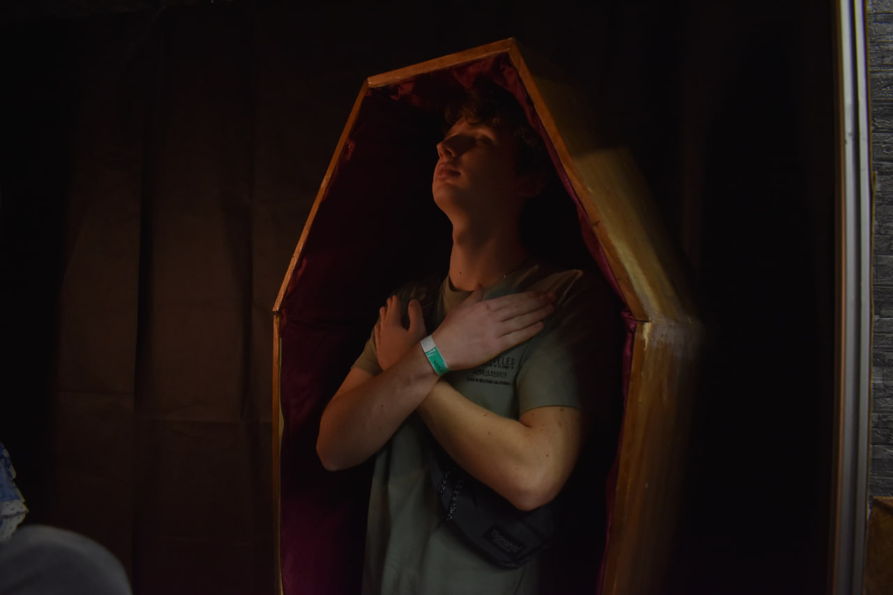 «Темные материи» выставка косплей