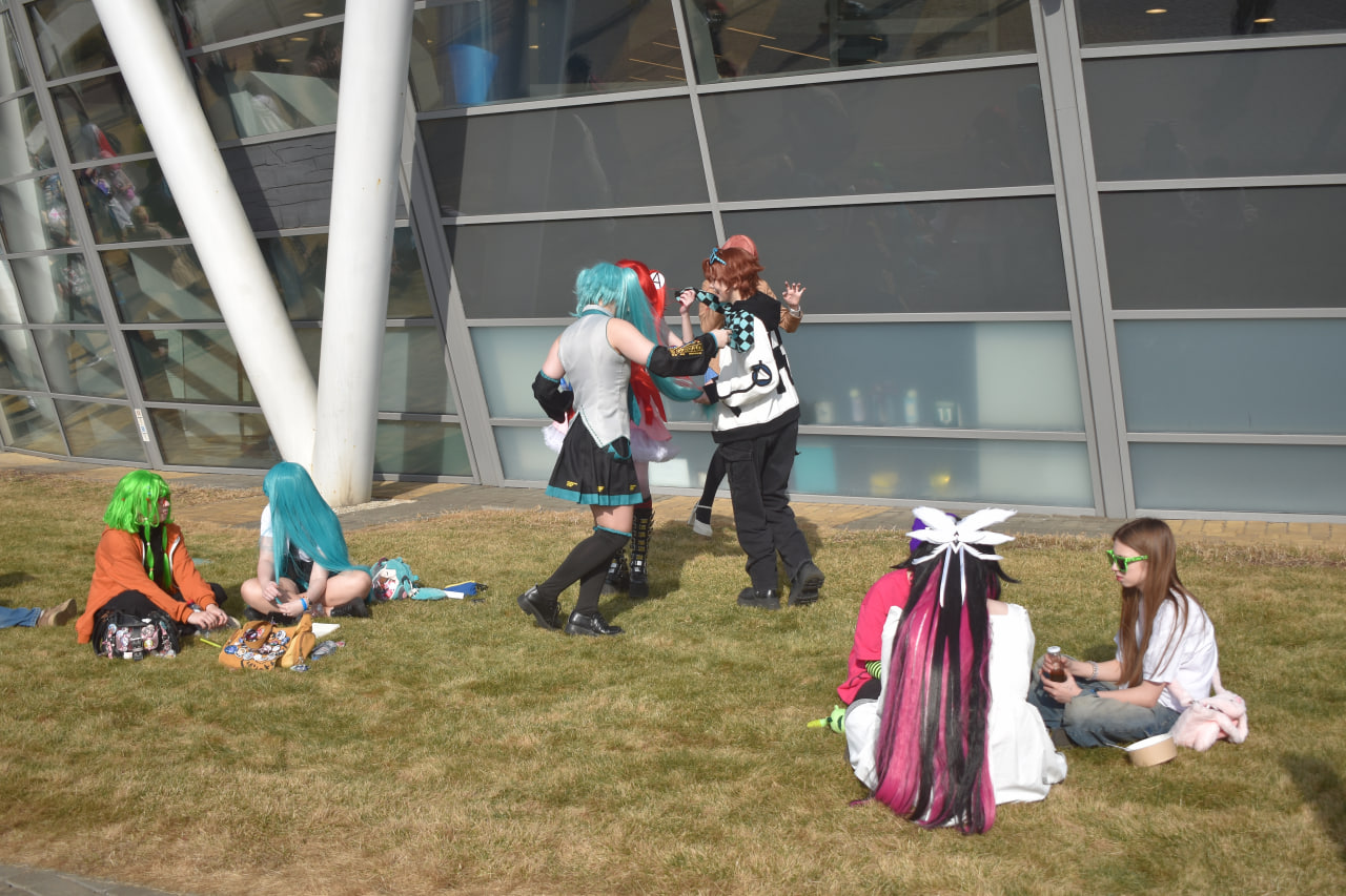 «Темные материи» косплей выставка